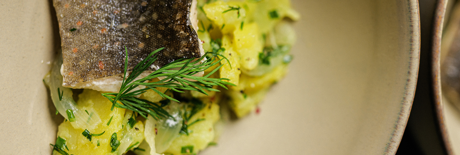 Fischfilet mit Kartoffelsalat - Gerichte mit Forelle
